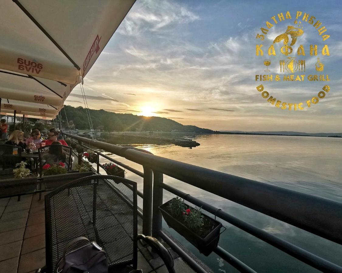 Appartamento Zlatna Ribica Golubac Esterno foto