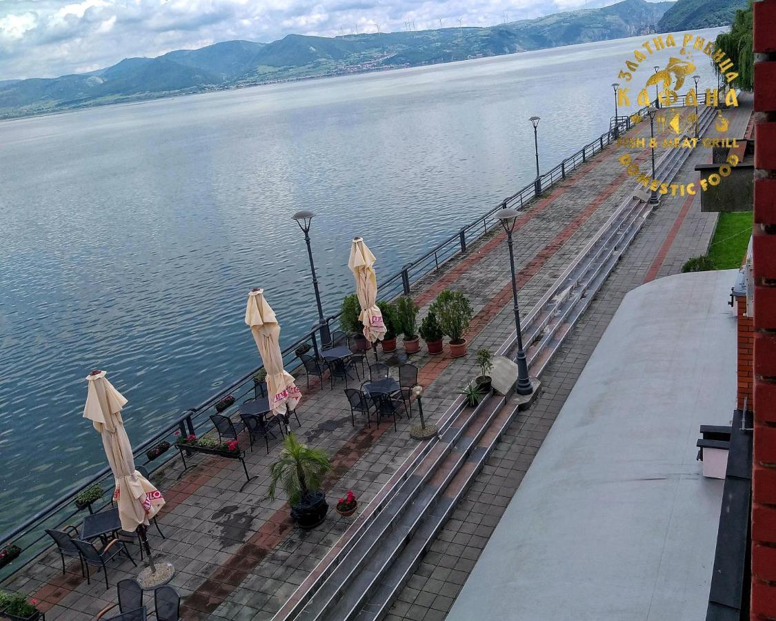Appartamento Zlatna Ribica Golubac Esterno foto